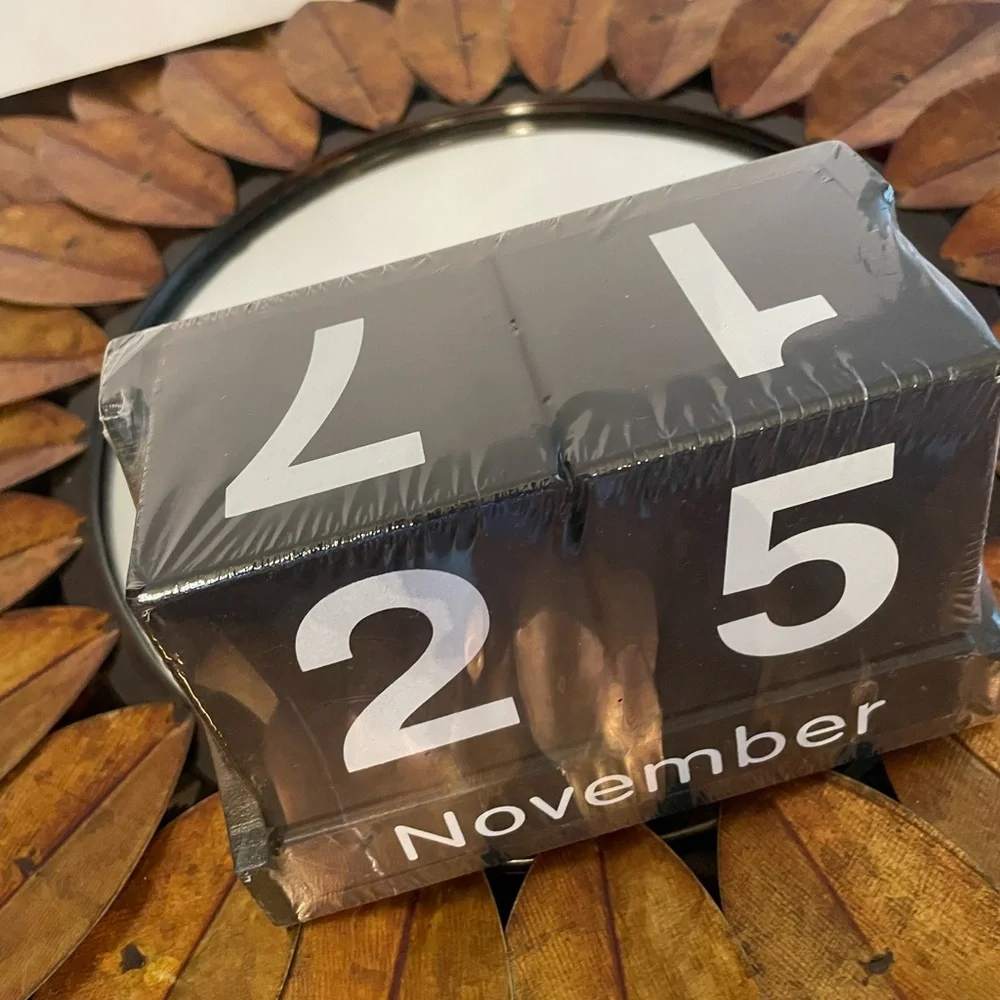 Block perpetual calendar